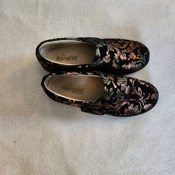 Alegria by PG Lite Black Nubuck Leather Floral Copper Metallic Clogs, size 8.5 - Picture 7 of 10